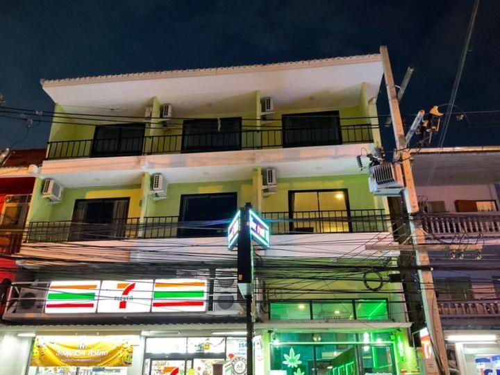 Smyrna Pattaya